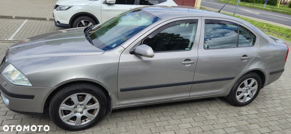 Skoda Octavia 1.6 Tour - 8