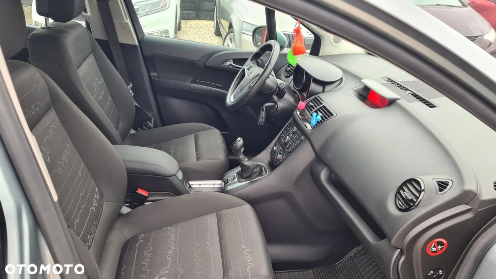 Opel Meriva - 28