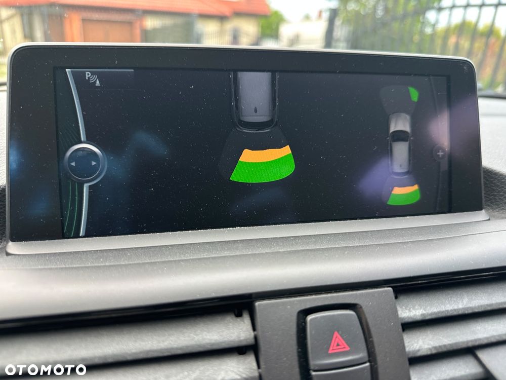 BMW Seria 1 118d Sport Line - 26