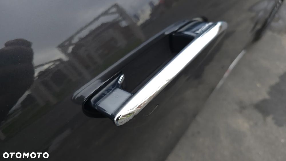 Mercedes-Benz Klasa E 220 d 4-Matic AMG - 26