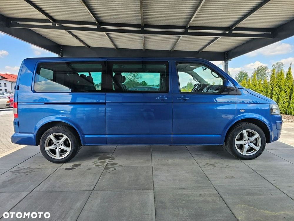 Volkswagen Caravelle - 10