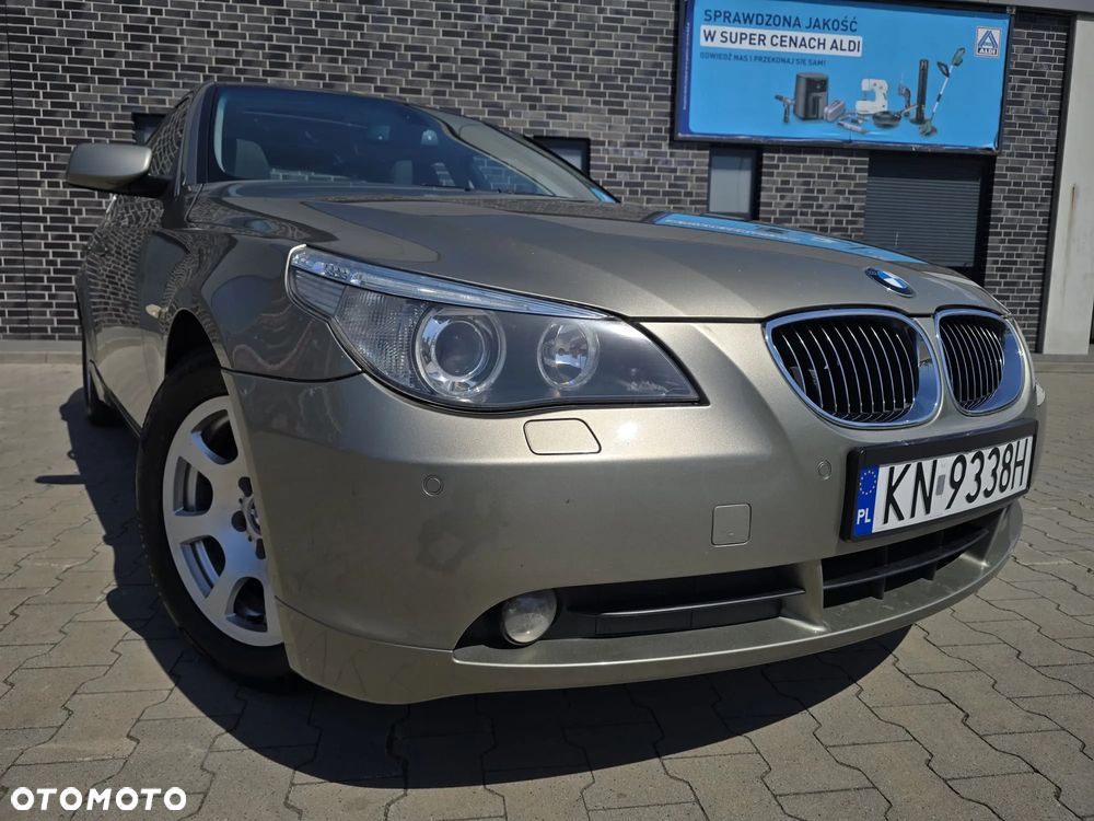 BMW Seria 5 523i - 3