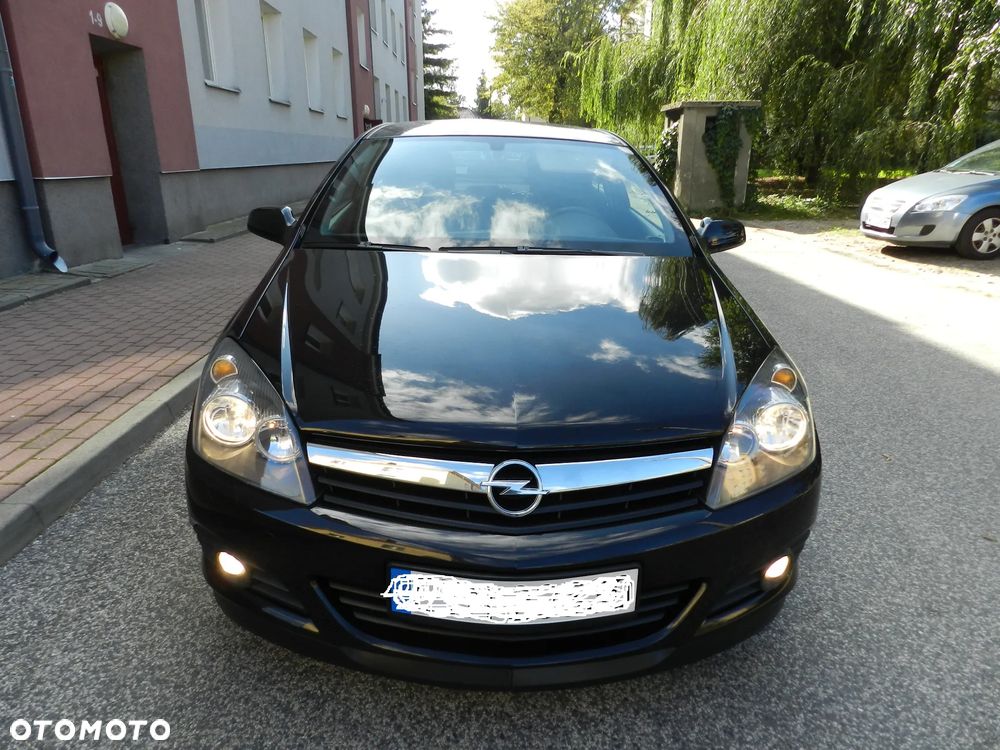 Opel Astra III GTC 1.4 Cosmo - 9