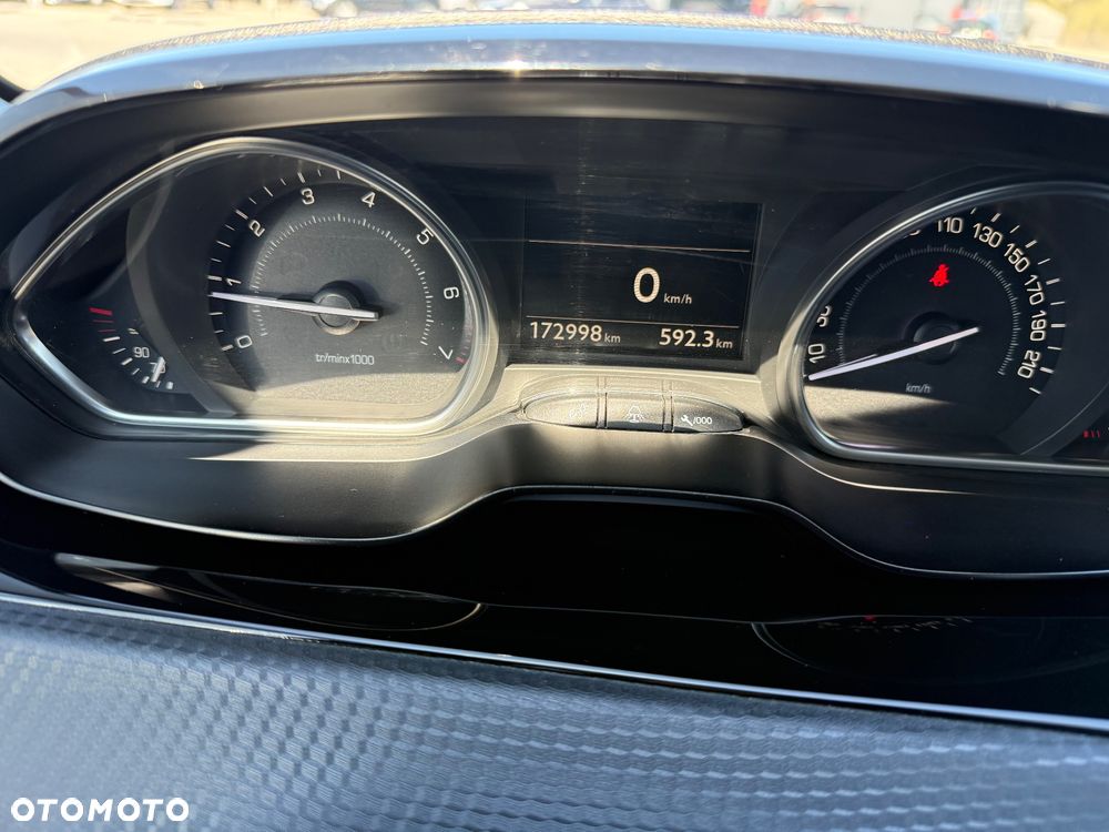 Peugeot 2008 120 VTI Business-Line - 23