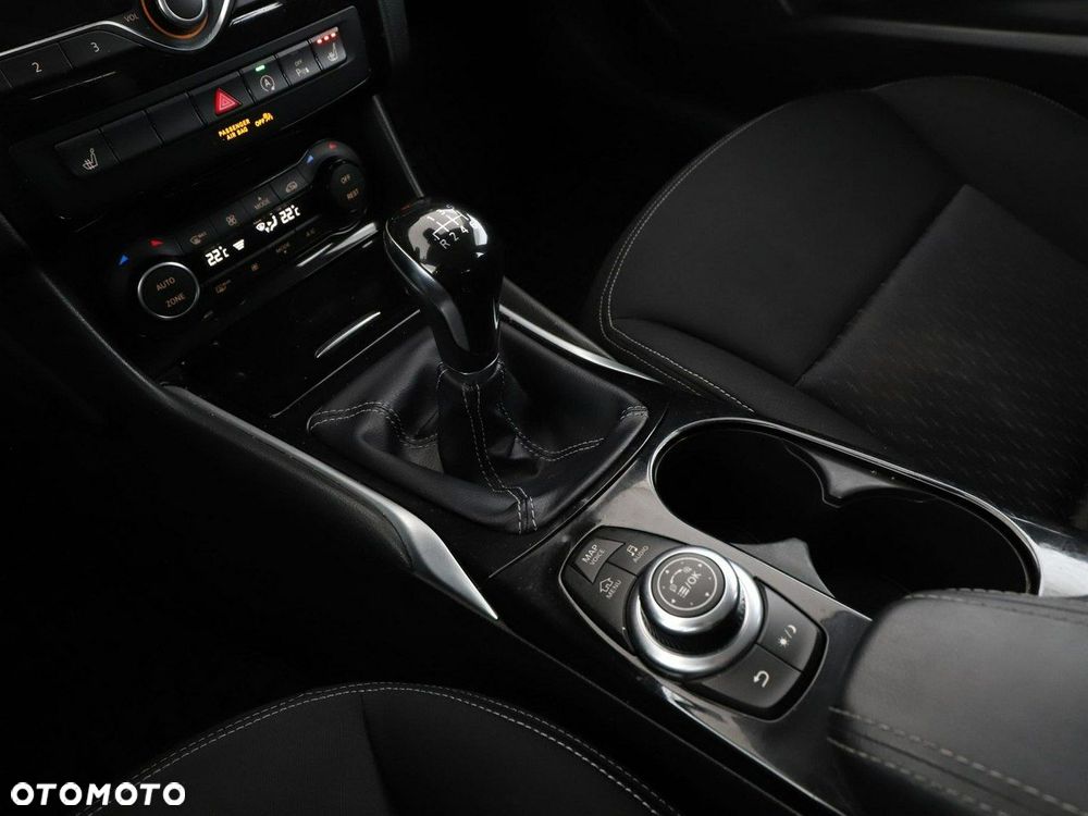 Infiniti Q30 1.5d Premium - 28