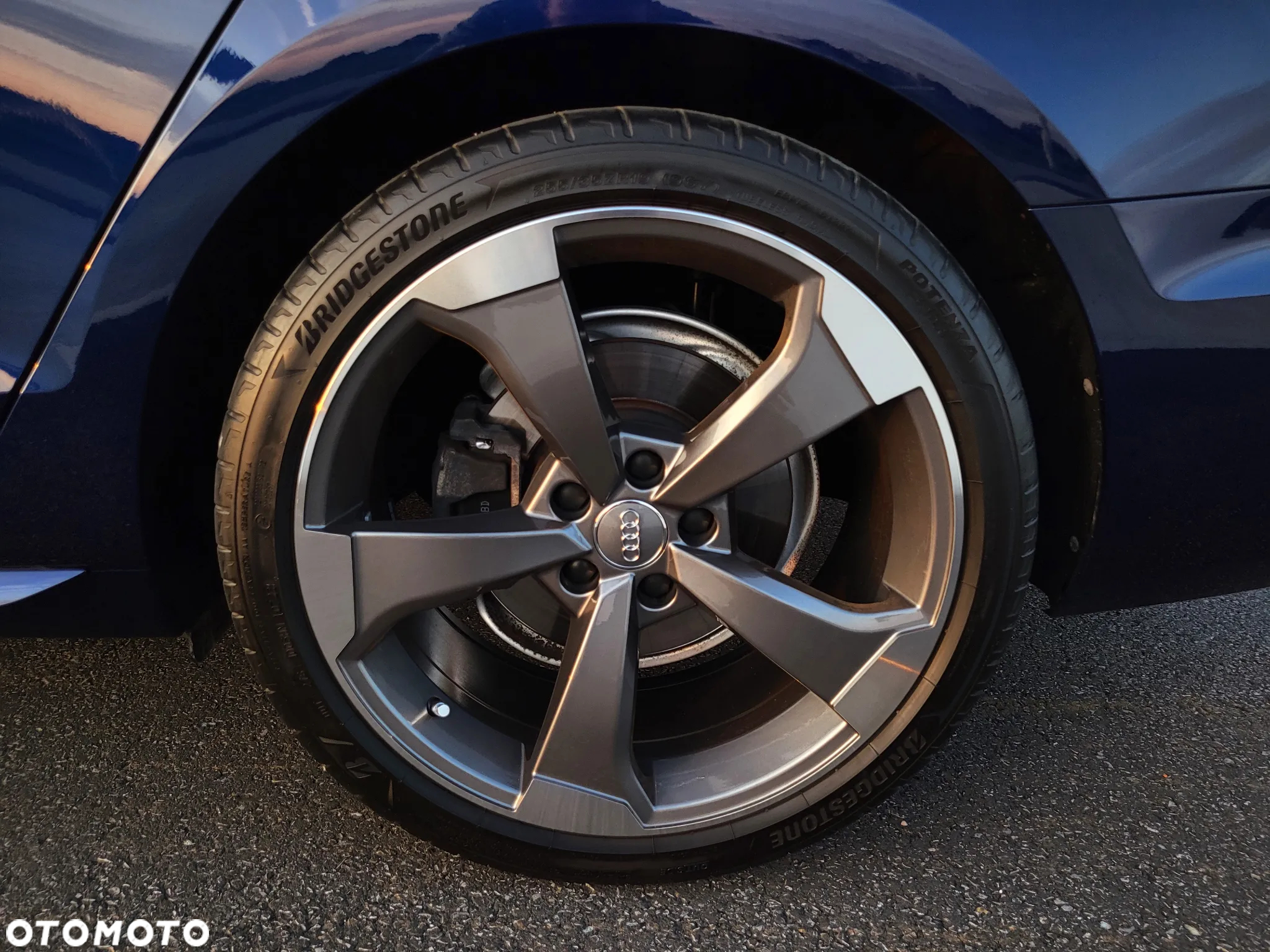 Audi A4 Avant 40 TDI quattro S tronic S line - 40