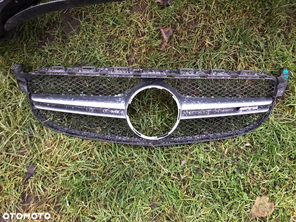 Zderzak przód przedni Mercedes C-Klasa w205 GRILL - 5