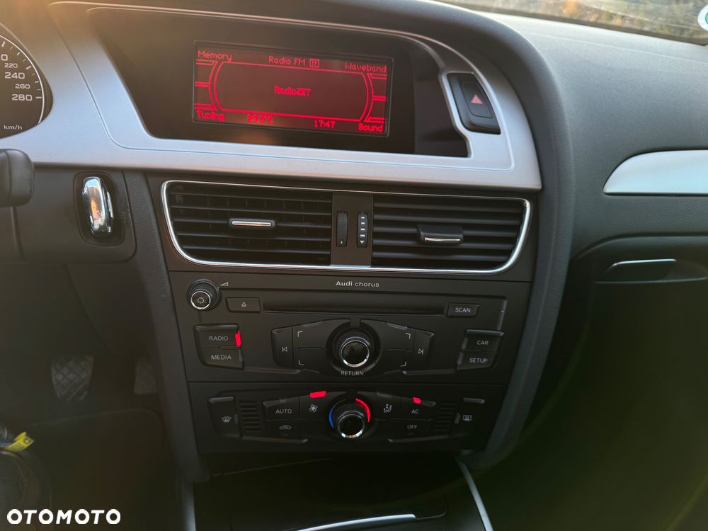 Audi A4 Limousine 1.8 TFSI Ambiente - 12