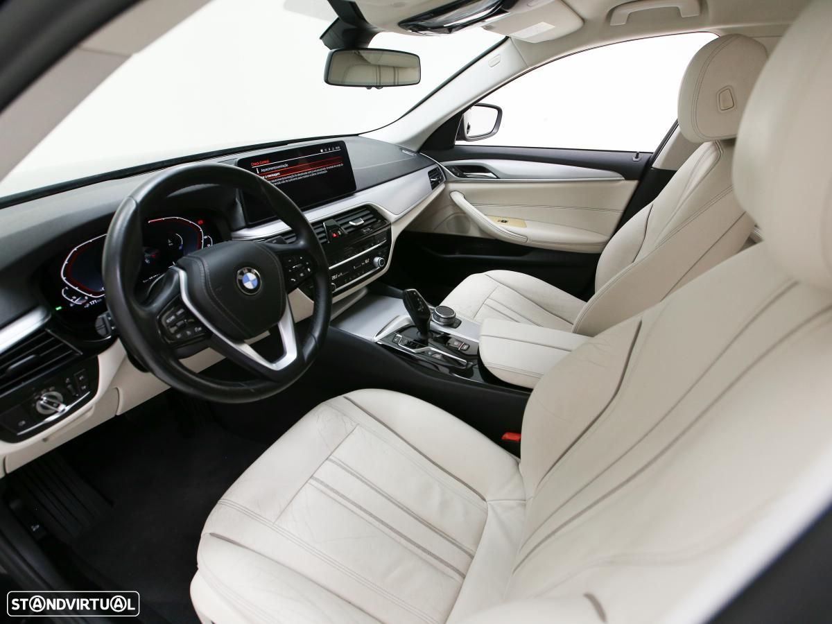 BMW 530 e - 10