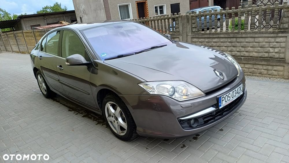 Renault Laguna 2.0 DCi FAP Initiale - 6