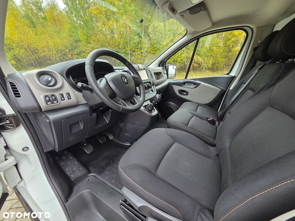 Renault Trafic - 20