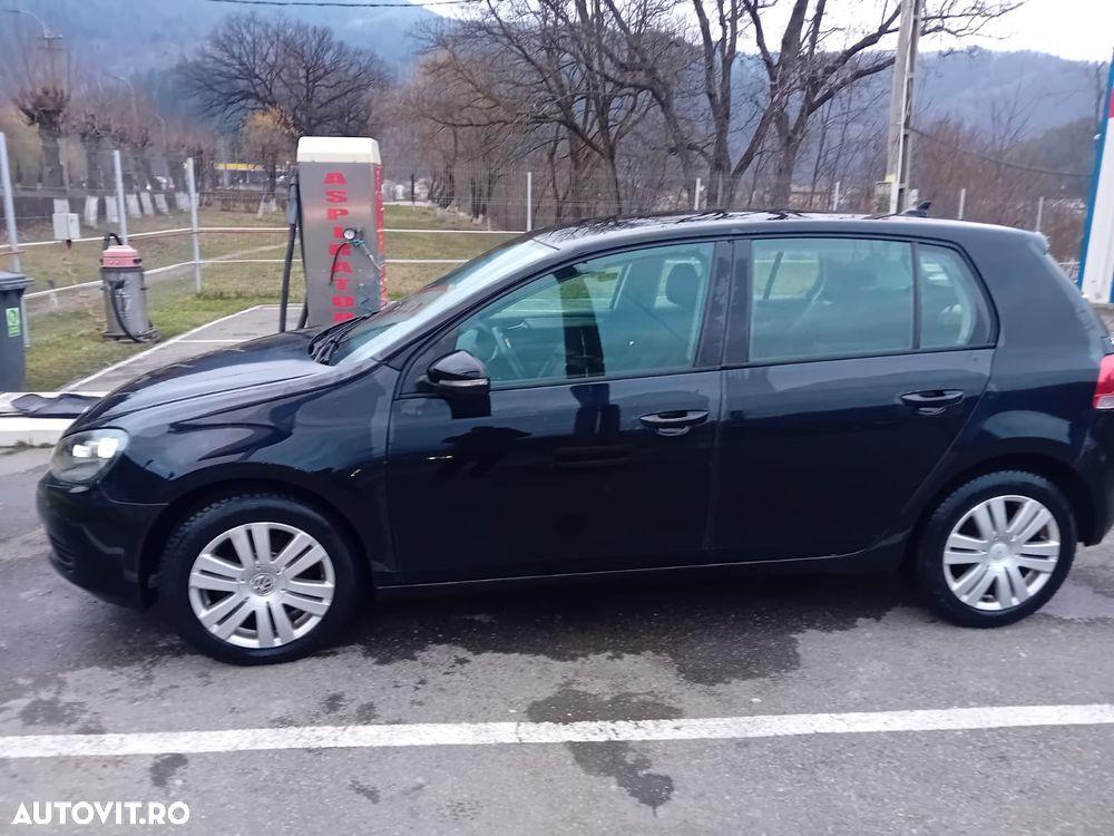 Volkswagen Golf - 9