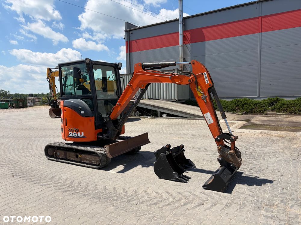 Hitachi ZX 26U-5A Minikoparka + trzy łyżki - 6
