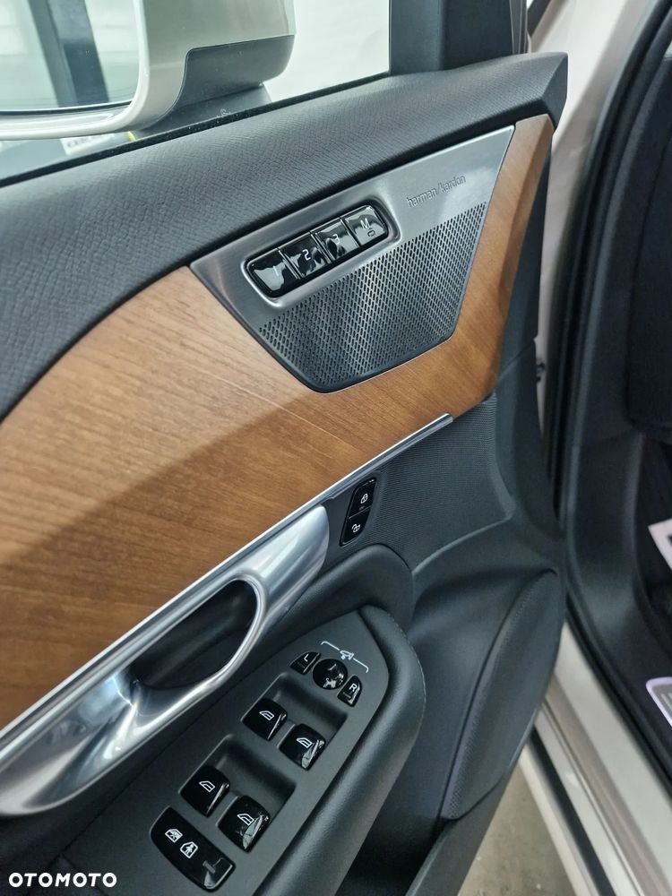 Volvo XC 90 B6 B AWD Geartronic Inscription - 26
