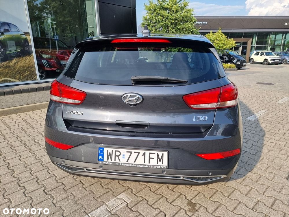 Hyundai i30 1.5 DPI Smart - 14