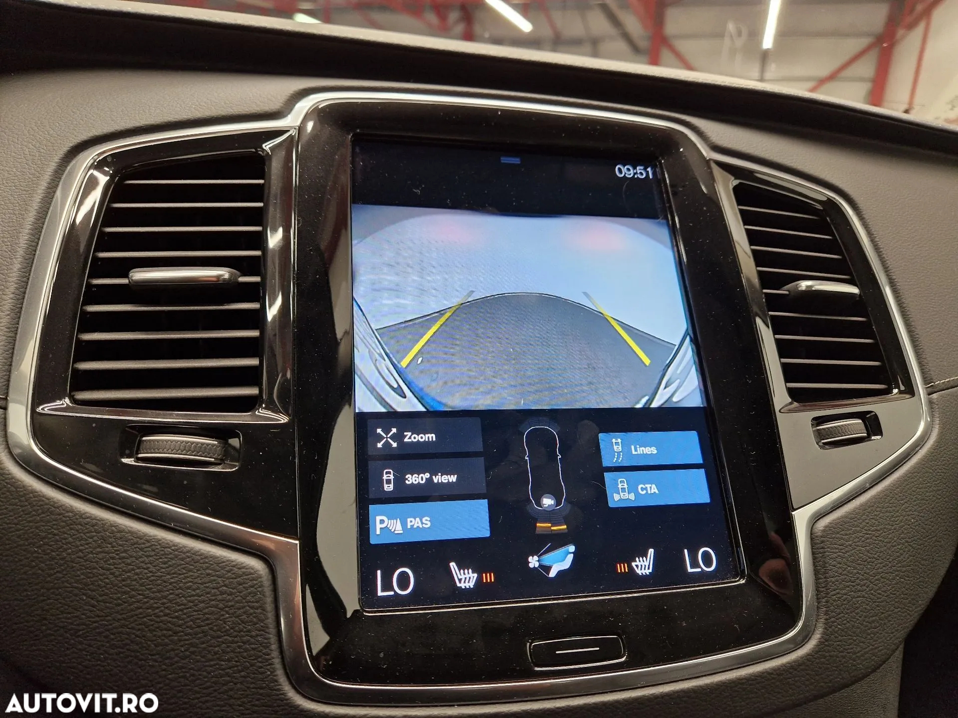 Volvo XC 90 - 11