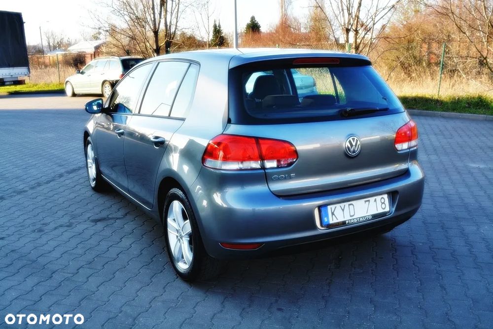 Volkswagen Golf 1.6 Edition - 16