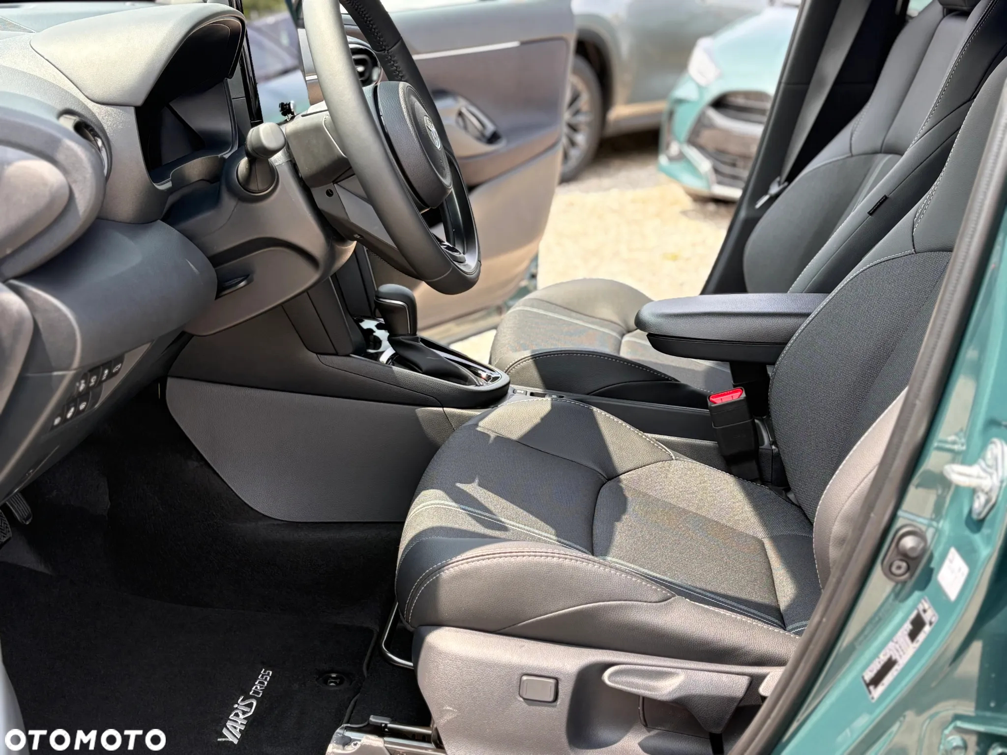 Toyota Yaris Cross Hybrid 1.5 Executive - 22
