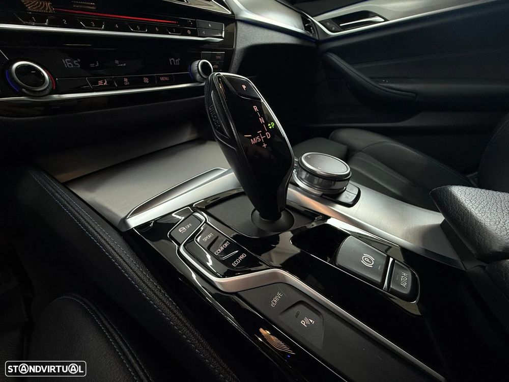 BMW 530 e iPerformance Pack M - 27