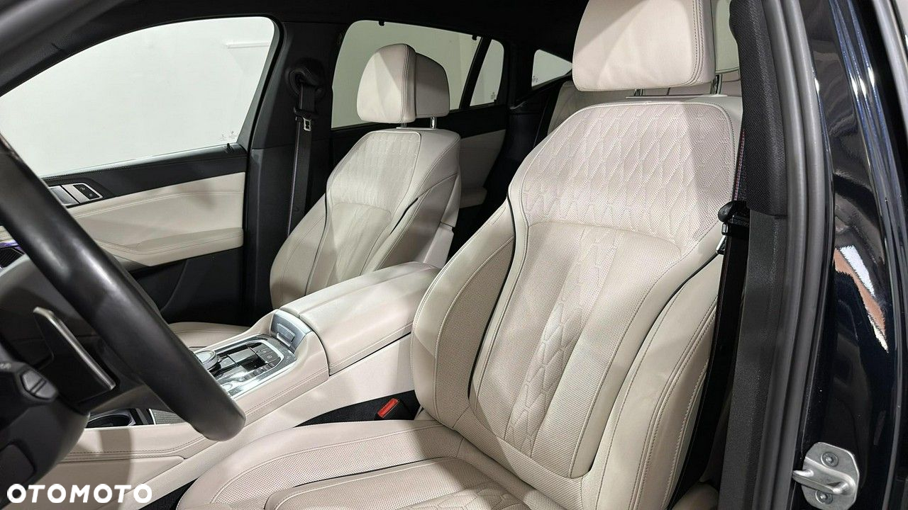 BMW X6 - 12