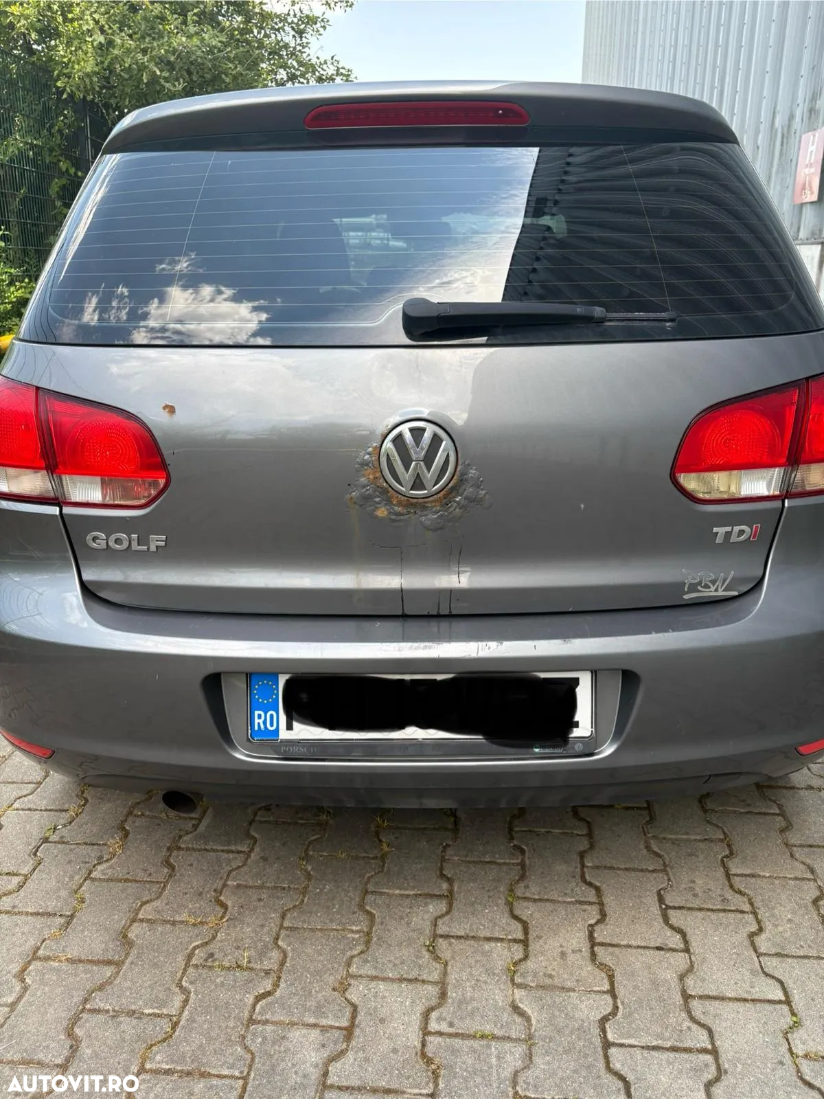 Volkswagen Golf 1.6 TDI BlueMotion Technology DPF Comfortline - 4