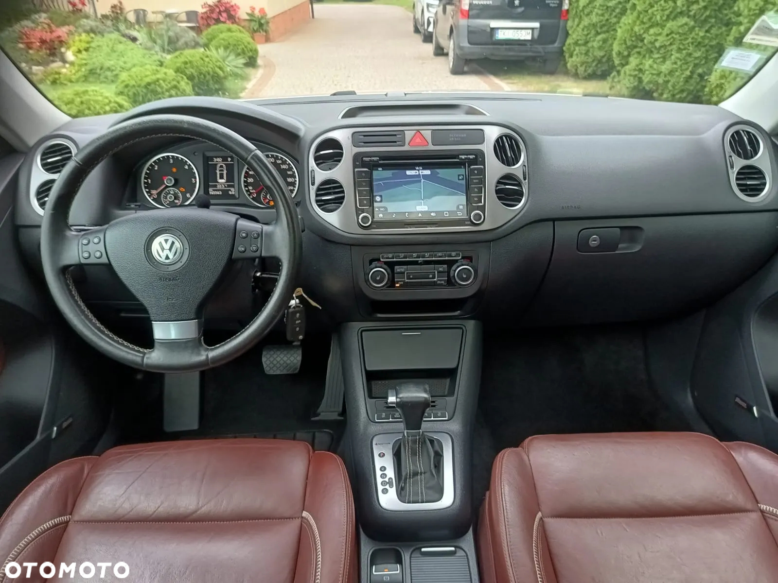 Volkswagen Tiguan 2.0 TDI 4Mot Perfectline R-Style DSG - 10
