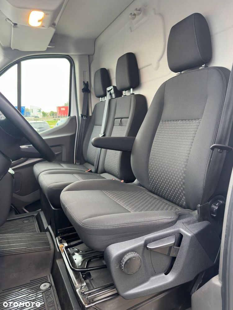 Ford e-transit E-TRANSIT VAN L3H2 184KM - 10