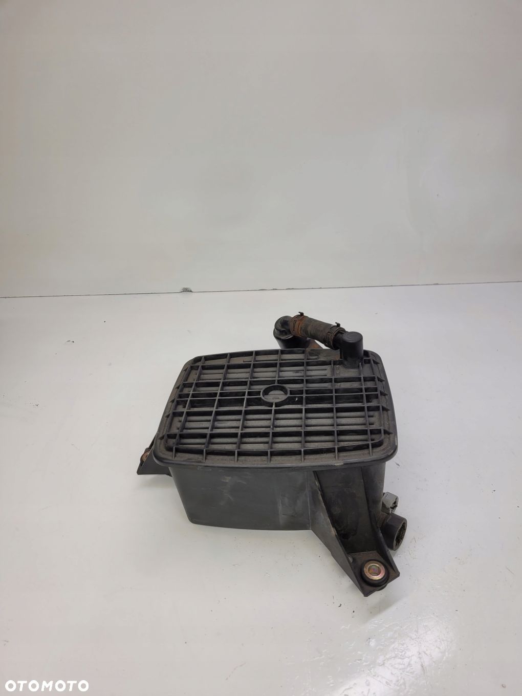 FILTR WĘGLOWY AUDI A4 B7 A6 C6 2.0 TFSI 8E0201799A - 1