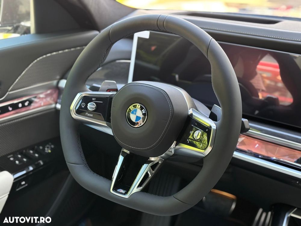 BMW Seria 7 - 12