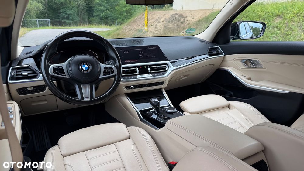 BMW Seria 3 318d Edition M Sport Shadow - 23