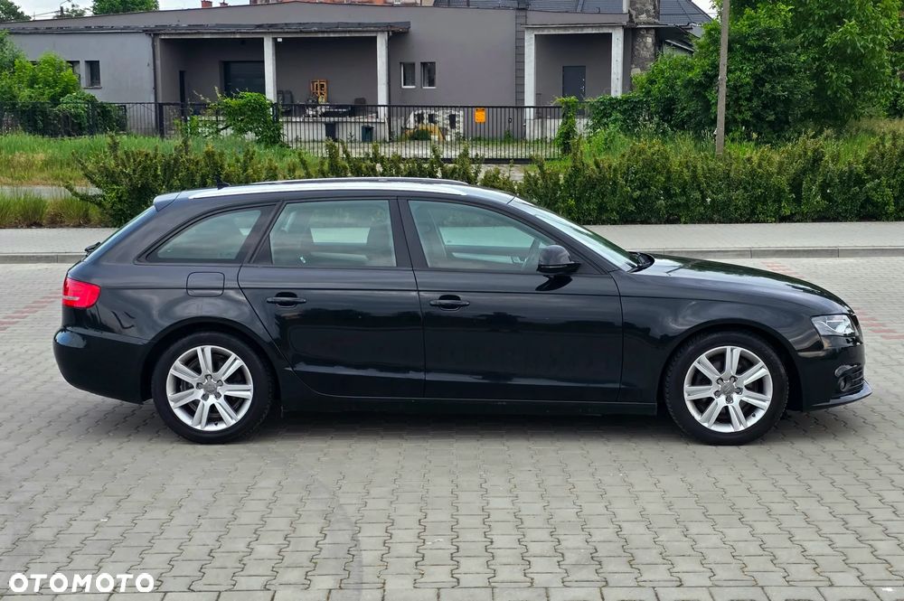 Audi A4 Avant - 9