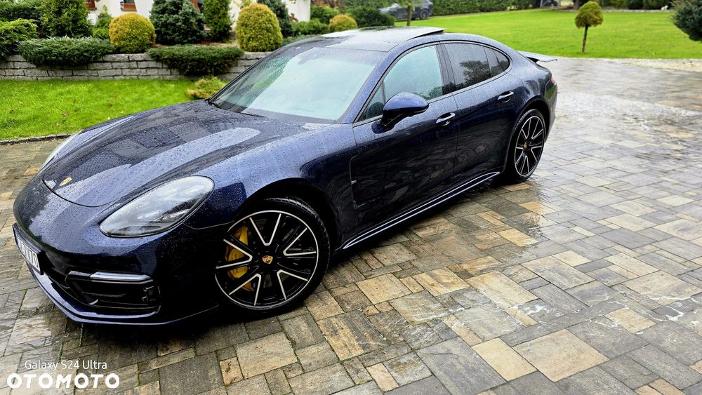 Porsche Panamera - 23