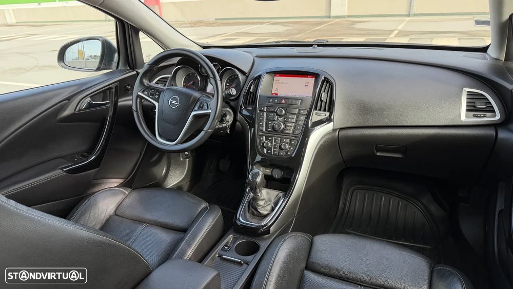 Opel Astra Sports Tourer - 3