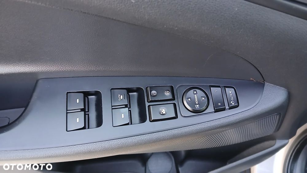 Hyundai Tucson 1.6 T-GDI GO 2WD - 10