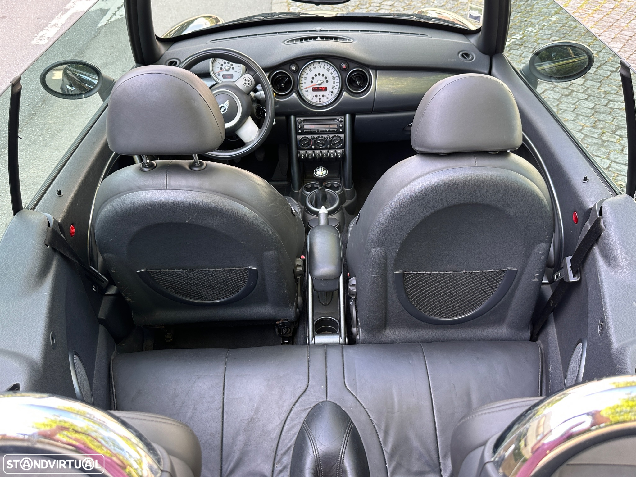 MINI Cabrio Cooper - 11