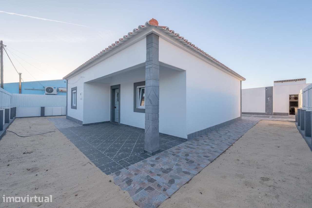 Moradia Isolada T2 com jardim, Carrasqueira, Alcacer do Sal - Grande imagem: 2/26