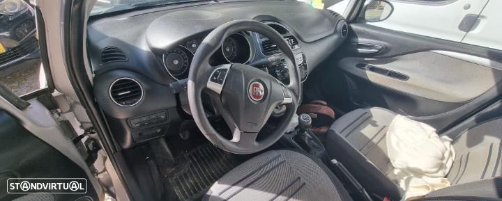 Fiat Punto Evo 1.3 M-Jet Active - 4