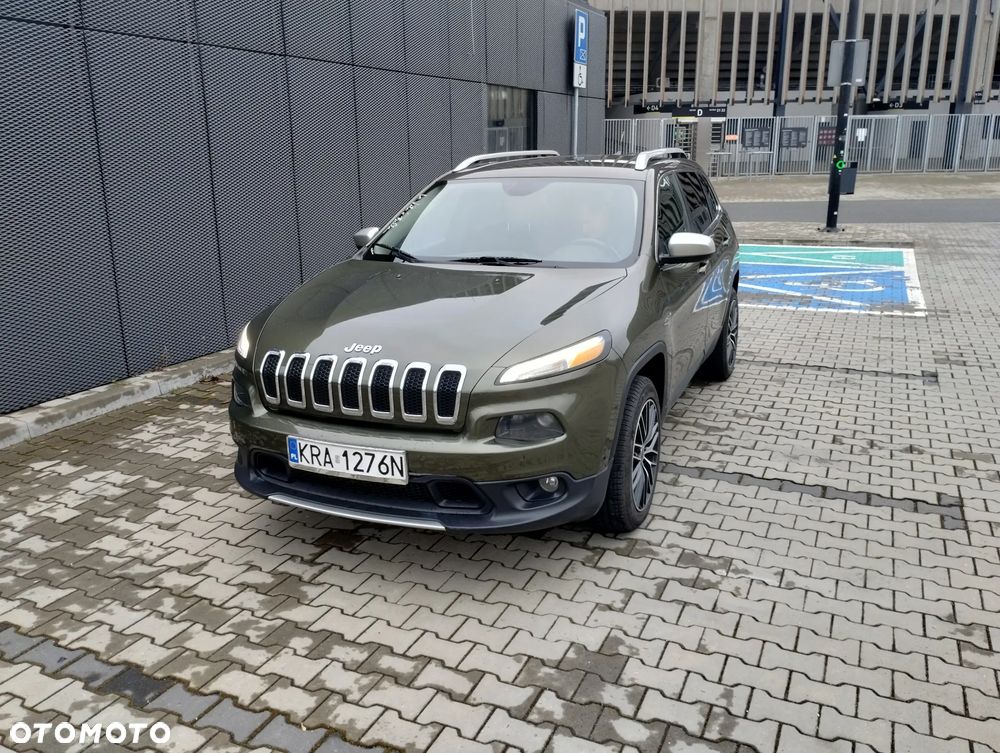 Jeep Cherokee - 8