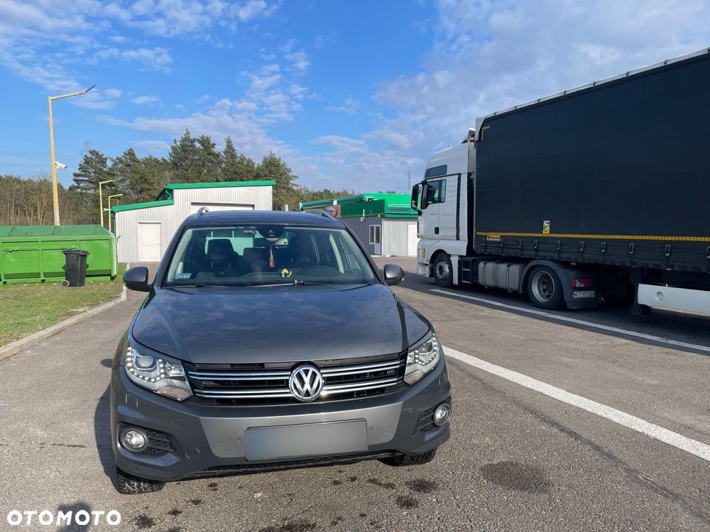 Volkswagen Tiguan - 32