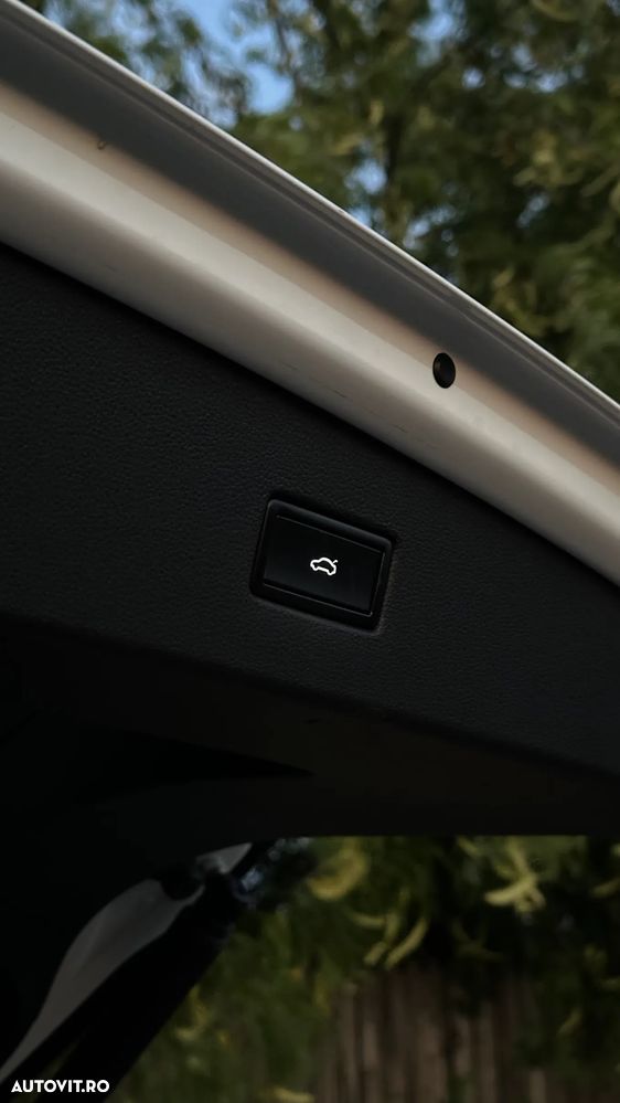 Volkswagen Tiguan - 8