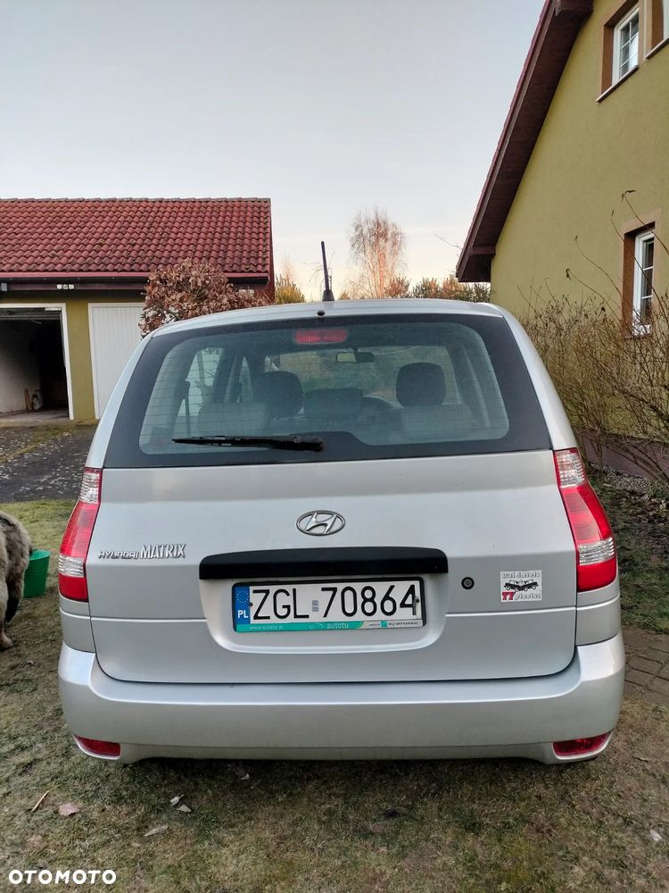 Hyundai Matrix 1.6 GLS - 7