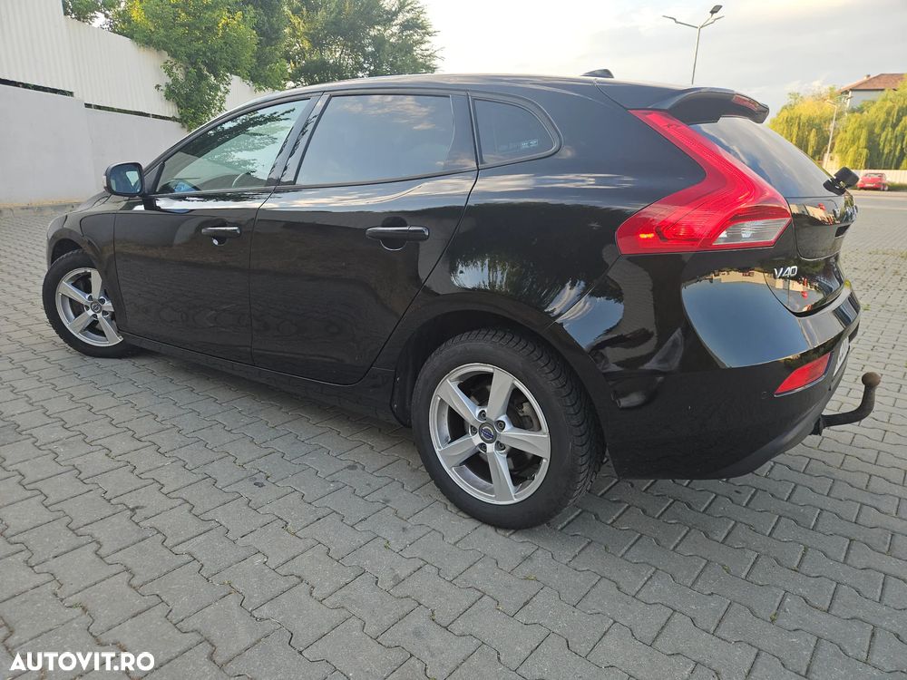 Volvo V40 D2 Aut. Basic - 6