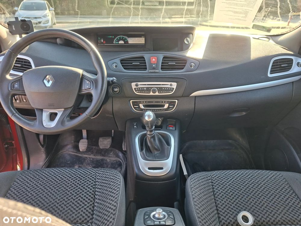 Renault Scenic 1.5dCi TomTom Edition - 12