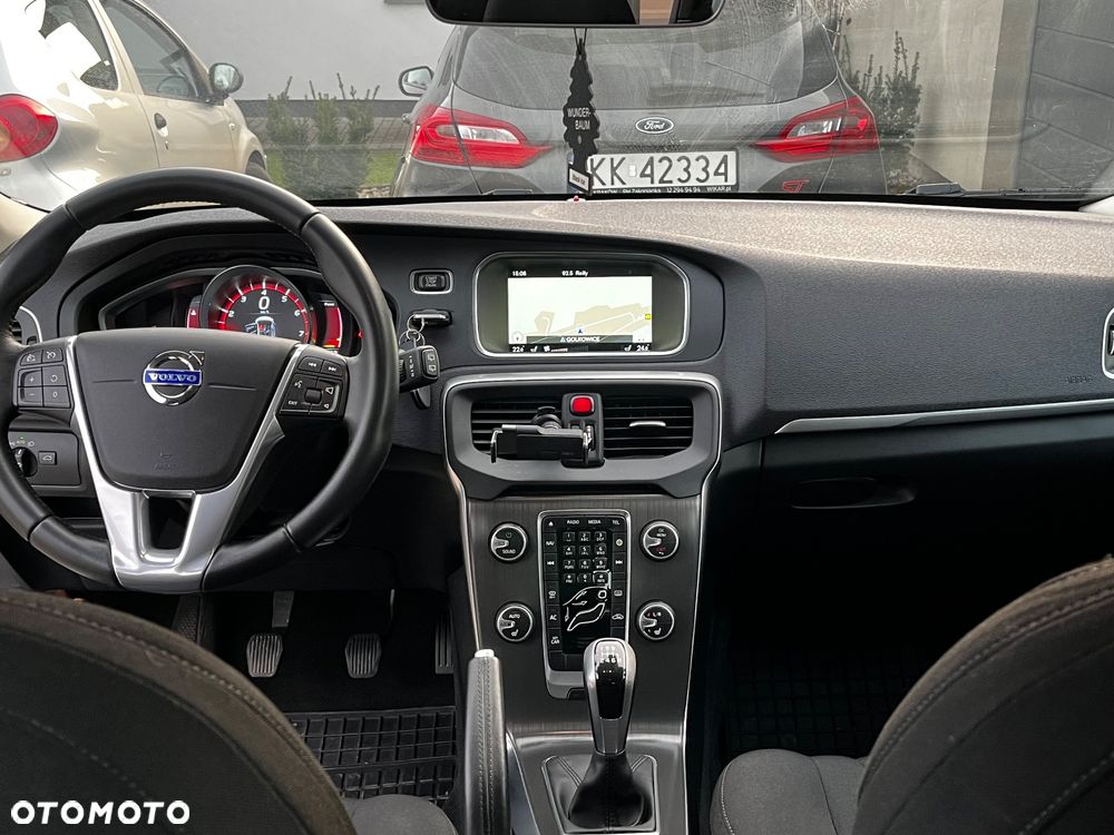 Volvo V40 T2 - 11