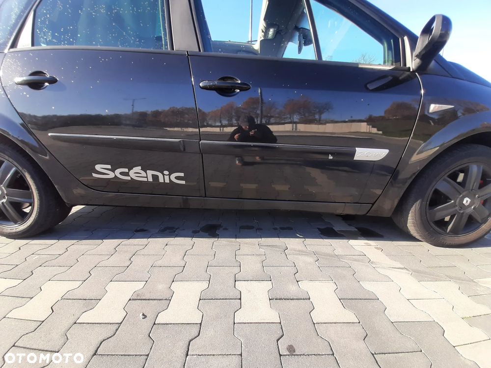 Renault Scenic 2.0 16V Privilege - 17