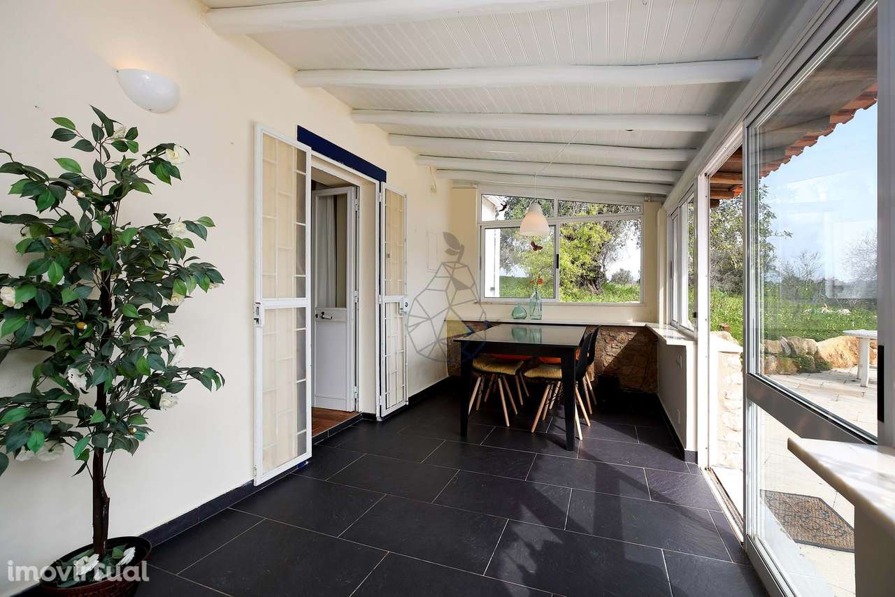 Quinta portuguesa em terreno de 23.400 m2 no topo de uma colina com vi - Grande imagem: 2/38