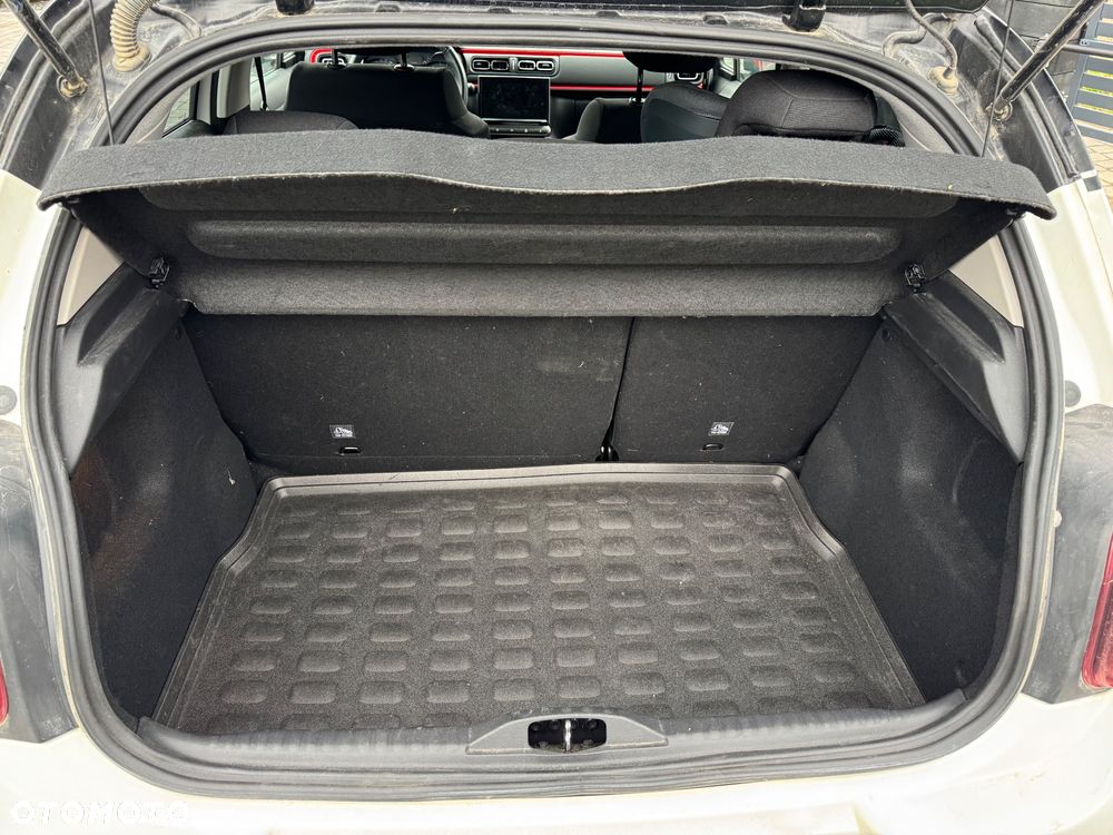 Citroën C3 1.2 PureTech Shine - 10