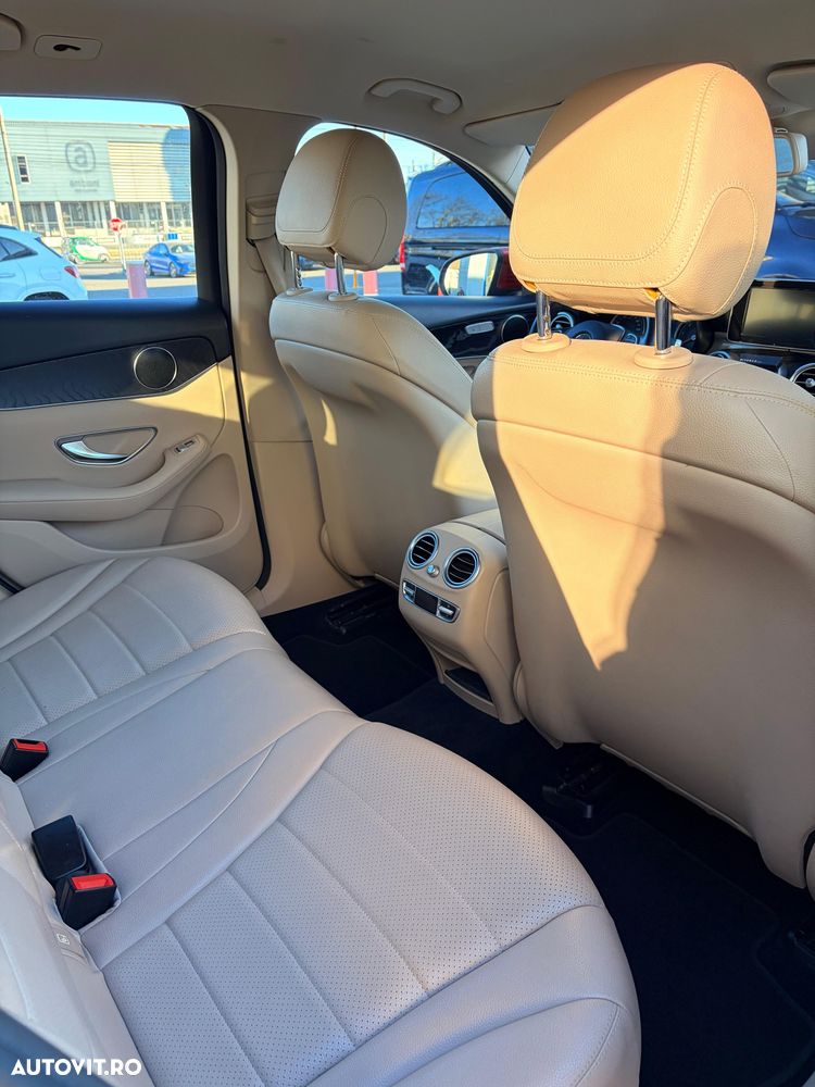 Mercedes-Benz GLC - 14