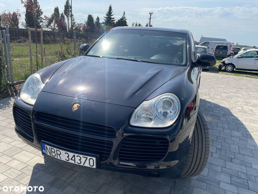 Porsche Cayenne - 9