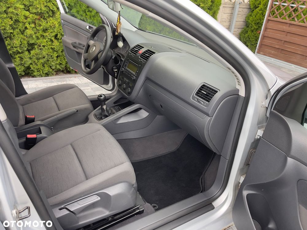 Volkswagen Golf - 14